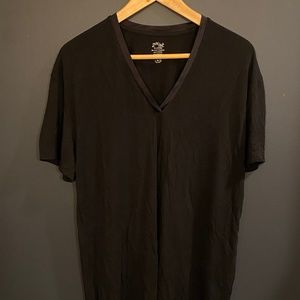 dressy men's t-shirt with satiny trim